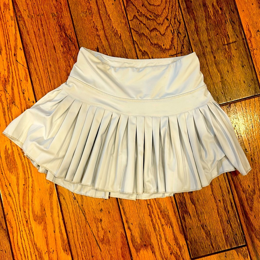 goldhinge skort